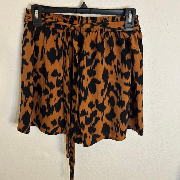 Leopard Print Satin Tie Front Shorts - Picture 1 of 4